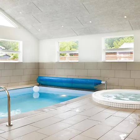 Stunning In With Sauna Hébergement de vacances *