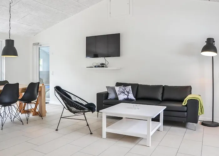 Stunning In With Sauna Feriehus